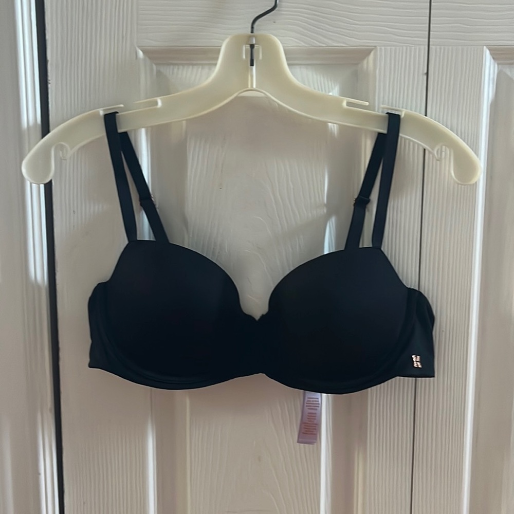 Size: 36C Color: Black Brand: Savage X Fenty